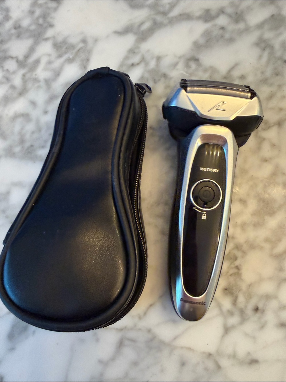 Panasonic Arc5 ES-LV65-S Wet/Dry Cordless Foil 5-Head Shaver Case Charger